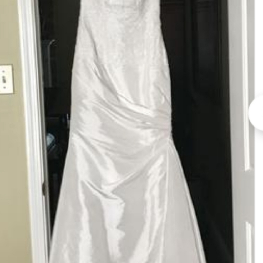 Maggie Sottero Wedding Dress